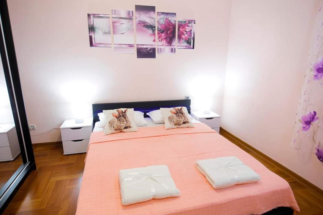 Two Beautiful Apartments Near The Sea Kaštela Exterior foto